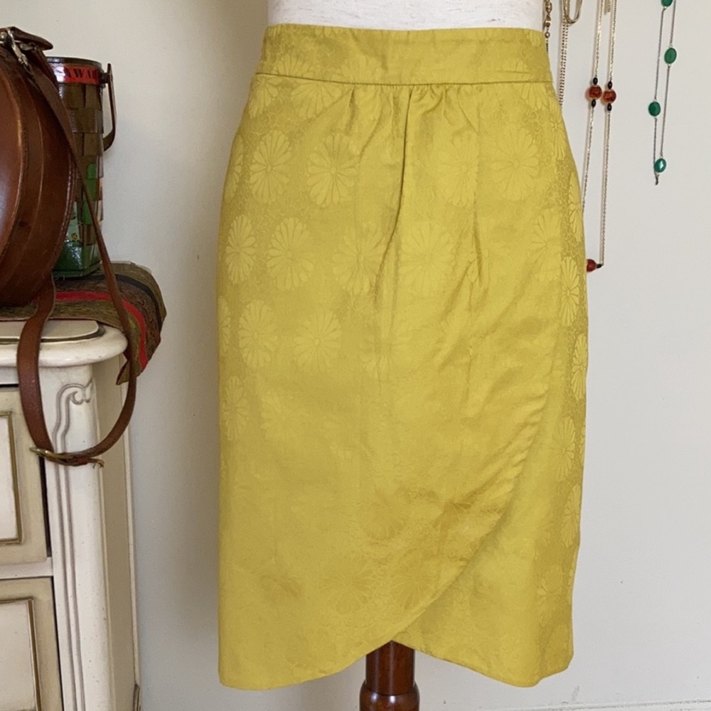 Anthropologie Tulip Floral Mustard Skirt 12 - Picture 2 of 11